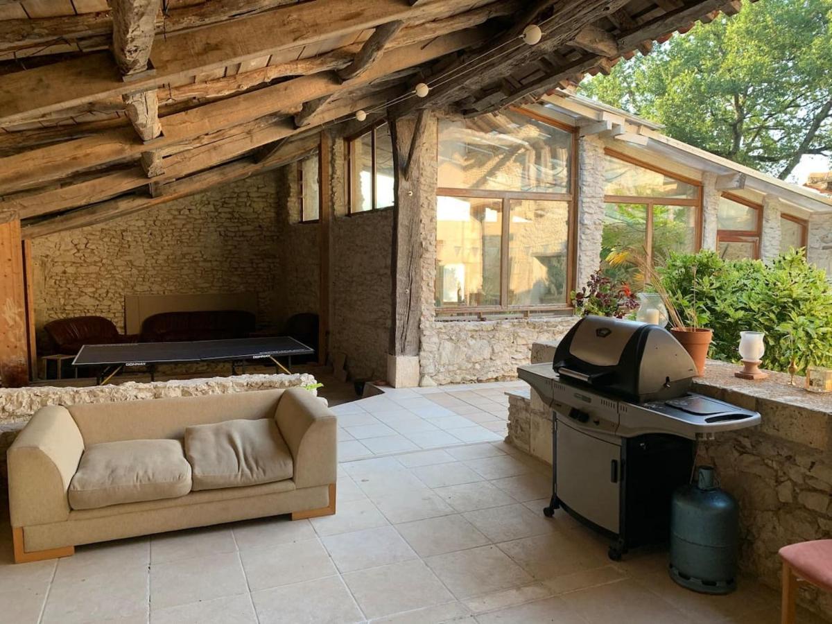 Country Villa For 19 Pool Cinema Football Pitch Verteillac 외부 사진