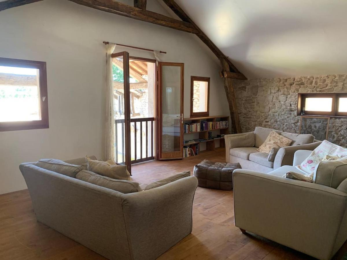 Country Villa For 19 Pool Cinema Football Pitch Verteillac 외부 사진