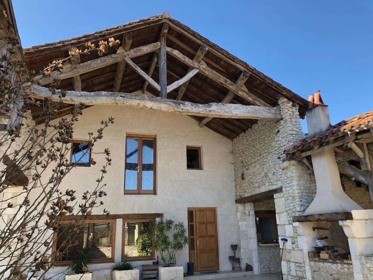 Country Villa For 19 Pool Cinema Football Pitch Verteillac 외부 사진