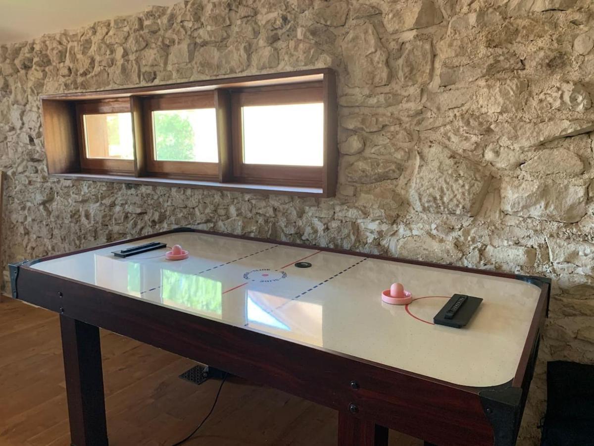 Country Villa For 19 Pool Cinema Football Pitch Verteillac 외부 사진