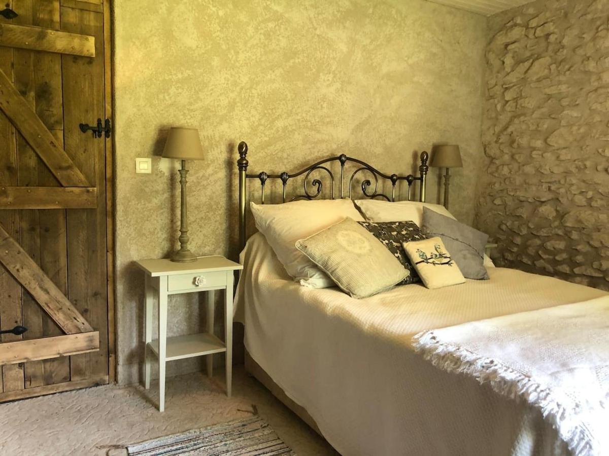 Country Villa For 19 Pool Cinema Football Pitch Verteillac 외부 사진